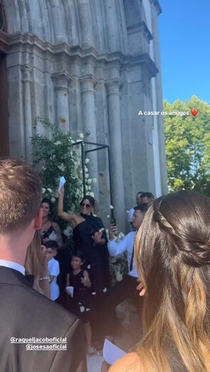 José Sá e Raquel Jacob celebram casamento num palácio