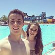 Diogo Jota e Rute Cardoso num parque aquático