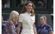 Kate Middleton visita Wimbledon com um vestido elegante