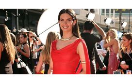 Sara Sampaio conquista Hollywood com estreia em novo filme do 'Super-Homem'