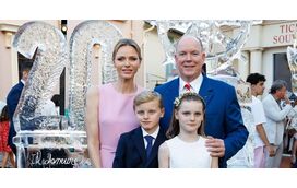 Nem zangas familiares, nem crises de casamento! Família Grimaldi junta-se em torno do príncipe Alberto