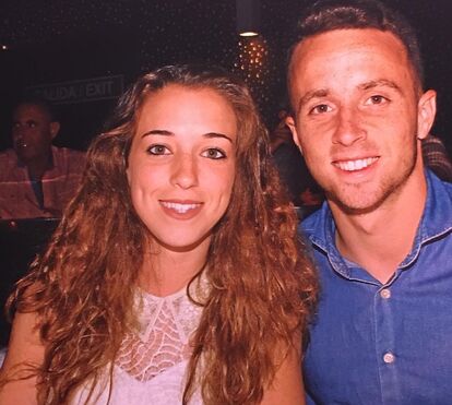 Amparada pela família. Mulher de Diogo Jota teve de receber apoio psicológico 