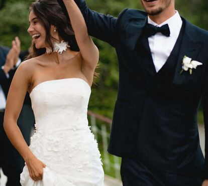 Mulher de André Silva partilha fotografias inéditas do casamento para celebrar o primeiro mês de casados