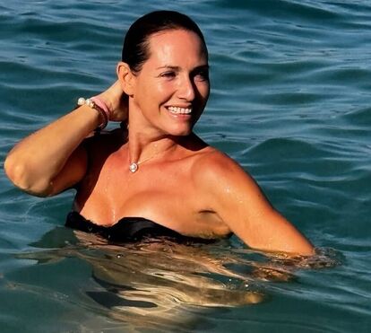 Esconde-esconde disparatado! Depois de dizer que estava sozinha, Fernanda Serrano apanhada com o ex na Grécia