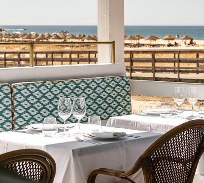Perfeitos e tendência: os melhores (e novos) restaurantes para as suas férias a Sul