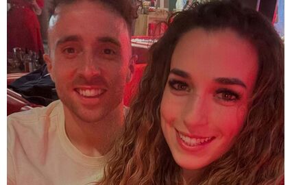 Diogo Jota e Rute Cardoso juntos numa fotografia de família