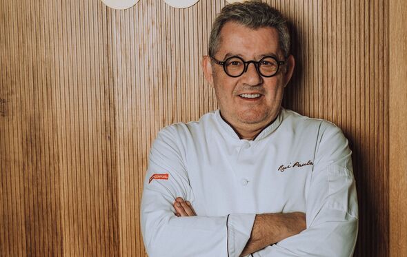 Chef Rui Paula no restaurante DOC no Douro vinhateiro