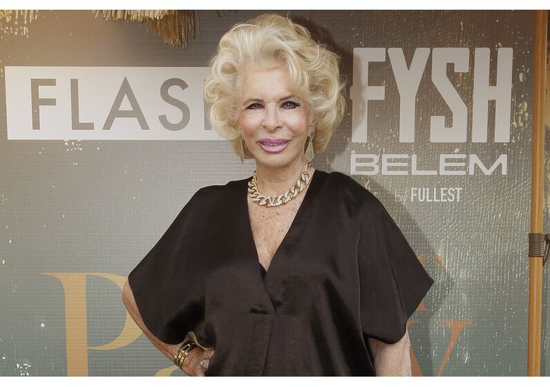 Lili Caneças marca presença no Sunset da Flash! em Belém