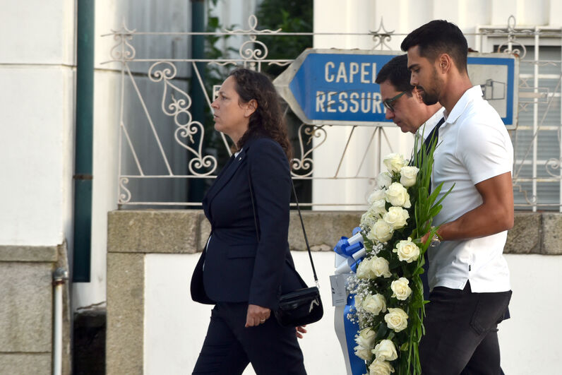 Missa de 7º Dia de Diogo Jota e André Silva em Gondomar comove familiares e figuras do futebol