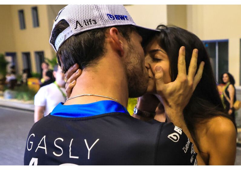 Kika Cerqueira Gomes e Pierre Gasly v