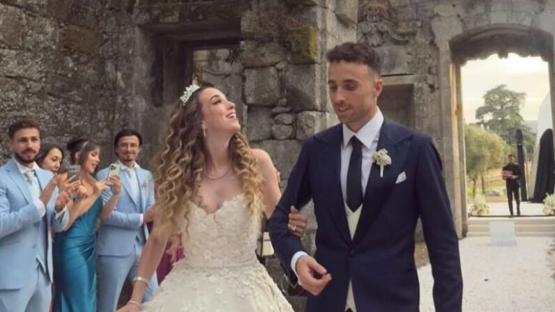 Diogo Jota doou os presentes de casamento aos Bombeiros de Gondomar e associações de animais