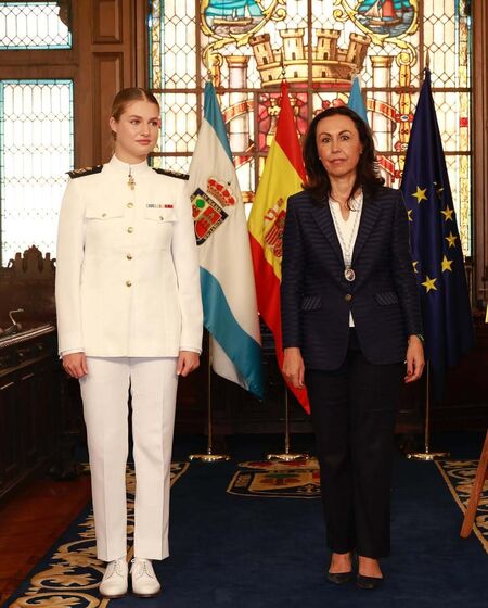 Princesa Leonor homenageada na Escola Naval