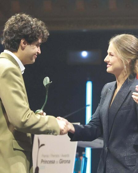 Família real espanhola junta-se na entrega de prémios da Fundação Princesa de Girona