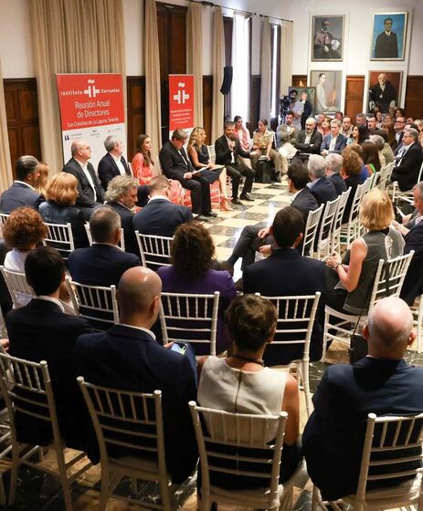 Letizia na reunião anual dos diretores do Instituto Cervantes