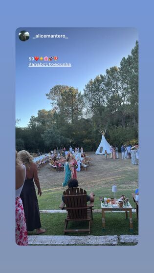 Festa de 50 anos de Ana Brito e Cunha com família e amigos
