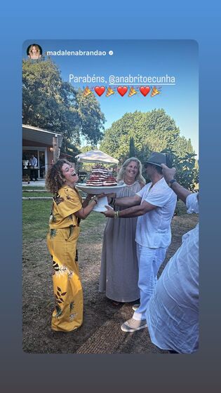 Festa de aniversário para Ana Brito e Cunha com família e amigos