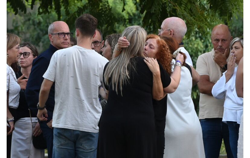 Amigos e familiares unem-se em missa por Diogo Jota e André Silva, em Gondomar