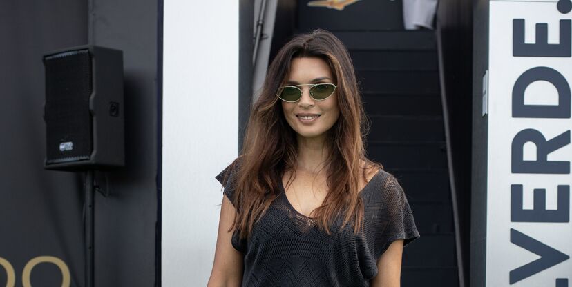 Maria Cerqueira Gomes passa férias de luxo no Algarve