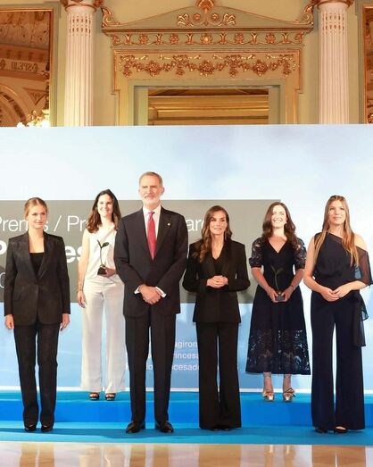Família real espanhola junta-se na entrega de prémios da Fundação Princesa de Girona