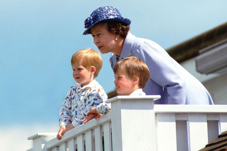 Isabel II sentiu mágoa face às atitudes de Harry antes de falecer