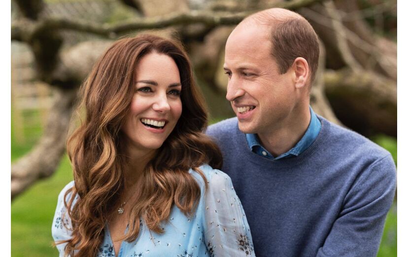 William e Kate, os Príncipes de Gales, juntos num momento de carinho