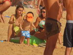 Kelly Bailey e Lourenço Ortigão desfrutam férias no Algarve com a família