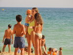 Férias de luxo no Algarve com a família Ortigão e Kelly Bailey