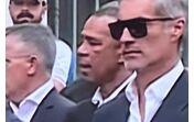 Costinha visivelmente emocionado no funeral de Jorge Costa