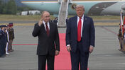 Putin e Trump juntos num encontro que gerou debate