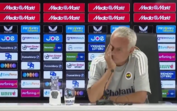 José Mourinho não consegue conter a emoção ao lembrar Jorge Costa: "É uma parte da minha história que vai"