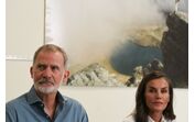 Felipe e Letizia visitam áreas afetadas pelos incêndios em Espanha