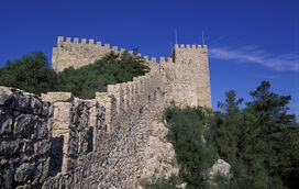 O fascínio pelo medieval. Viaje no tempo e desfrute de uma experiência única no Castelo de Sesimbra