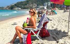 Não há tempo para carpir mágoas! Pimpinha Jardim cura desgosto de amor no Rio de Janeiro