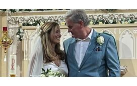 
Cristina Areia fez questão de subir ao altar... depois de ter casado há um ano em Portugal