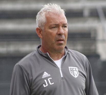 O pesadelo que o atormentou e que acabou por ser o seu fim. Jorge Costa tinha perdido um dos seus jogadores por morte súbita no estágio