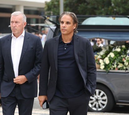 Muita emoção e respeito ao 'capitão'. Figuras míticas da seleção nacional no último adeus a Jorge Costa