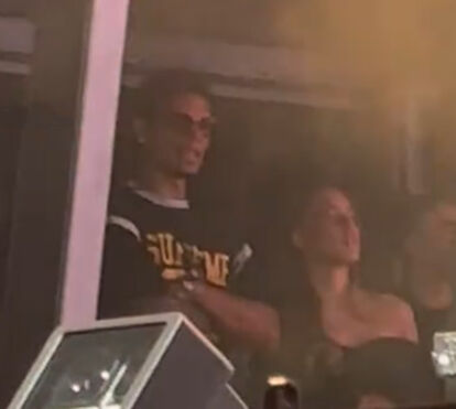Richard Ríos namora em concerto à noite na véspera do jogo do Benfica e gera polémica