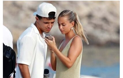 Margarida Corceiro e Lando Norris juntos em Ibiza