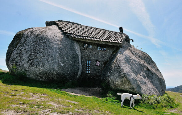 Em Fafe, contempla o céu e a natureza junto à Casa do Penedo
