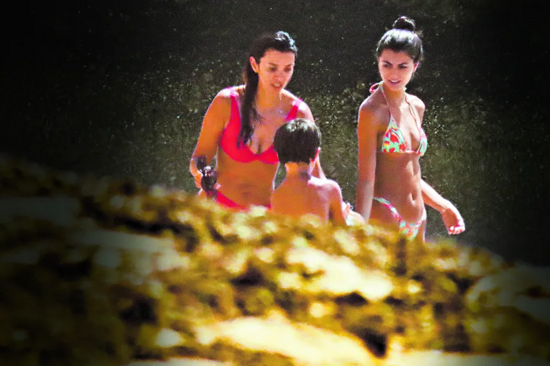 Maria Cerqueira Gomes aproveita férias no Algarve com o filho após separação