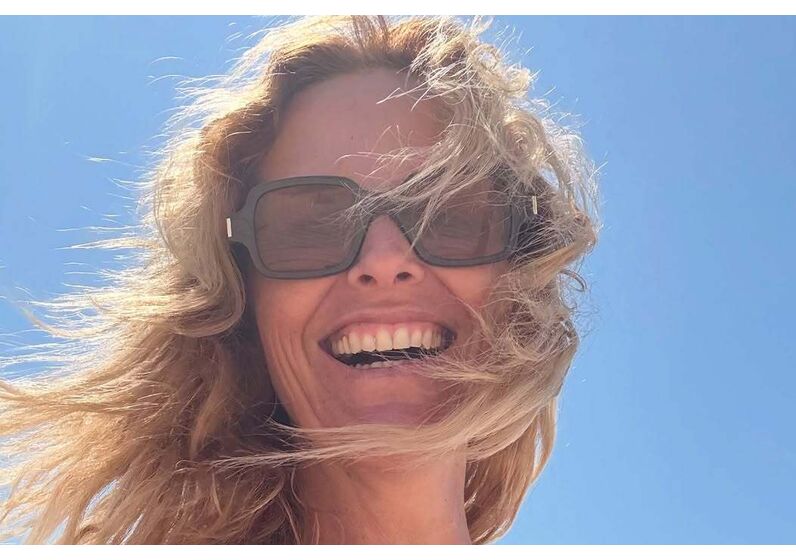 Cristina Ferreira aproveita férias em família em Vila Nova de Milfontes