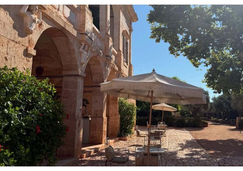 Cristina Ferreira desfruta de dias de descanso num hotel de luxo em Menorca