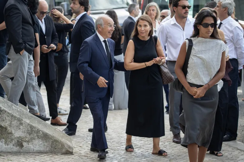 Personalidades no adeus a Joaquim Oliveira, do mundo da política ao futebol