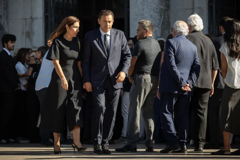 Personalidades no funeral de Joaquim Oliveira, empresário do mundo da política e futebol