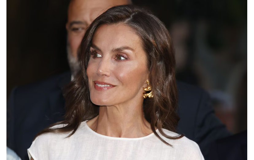 Letizia deslumbra de branco no festival de cinema em Maiorca