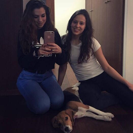 Rute Cardoso encontra apoio em Catarina, amiga de Gondomar, após a perda de Diogo Jota.
