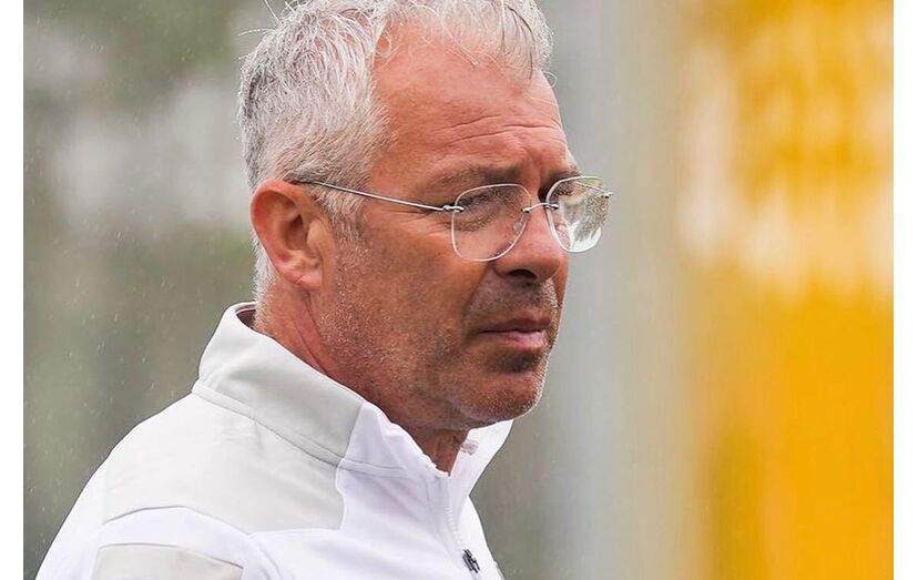 Jorge Costa, diretor do FC Porto, sofre paragem cardiorrespiratória no Olival, Gaia