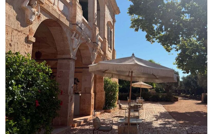 Cristina Ferreira desfruta de dias de descanso num hotel de luxo em Menorca