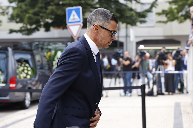 Sérgio Conceição no último adeus ao amigo