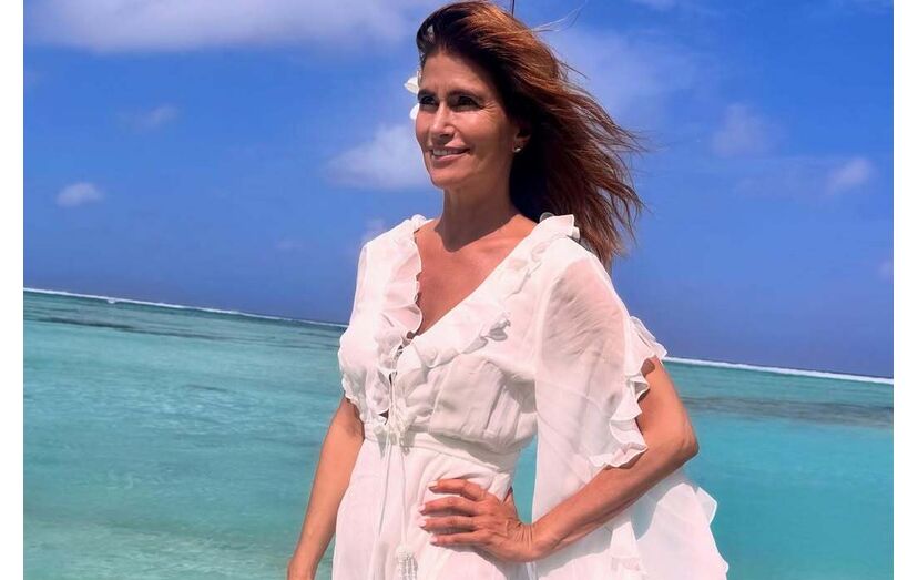 Liliana Campos desfruta de dias de descanso à beira-mar